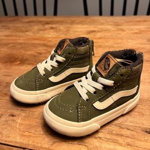 Toddler Vans high tops, size 4